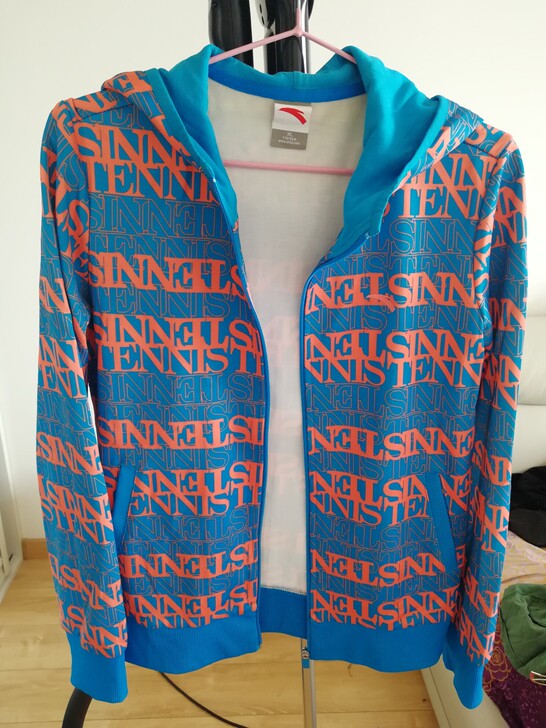 安踏专柜正品上衣XL码,8新,