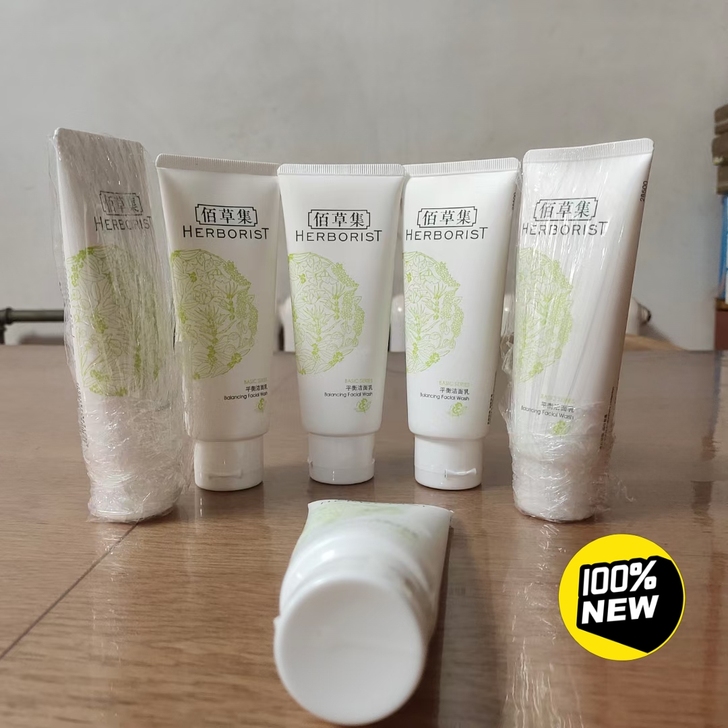 佰草集平衡洗面奶洁面乳男女学生深层清洁补水...