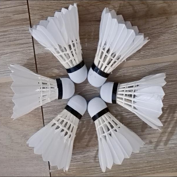 【厂家直发】全新包邮12支软木羽毛球仅售1...