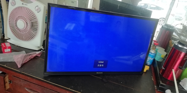 创维32寸液晶电视机