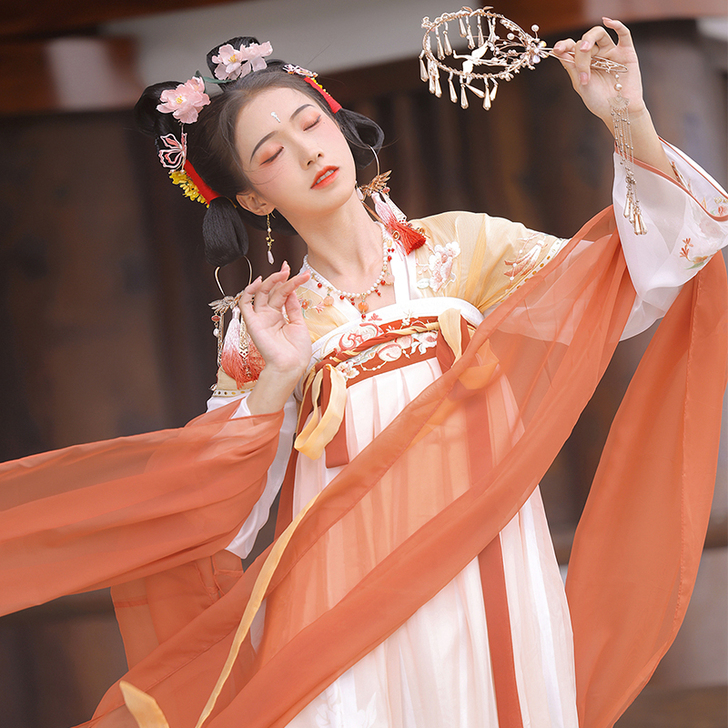 《出》汉尚华莲 正品汉服 春风花雨齐胸套装...