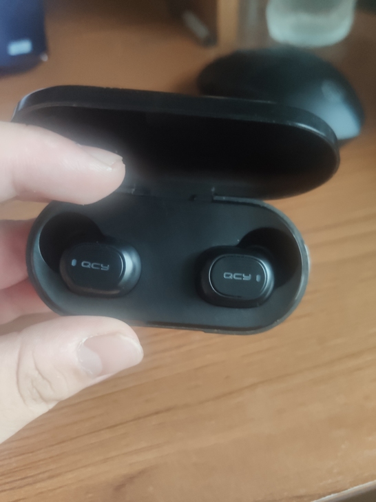 自用qcy蓝牙耳机
