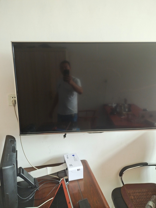 出售康佳电视，用了没几天，屏幕坏了，