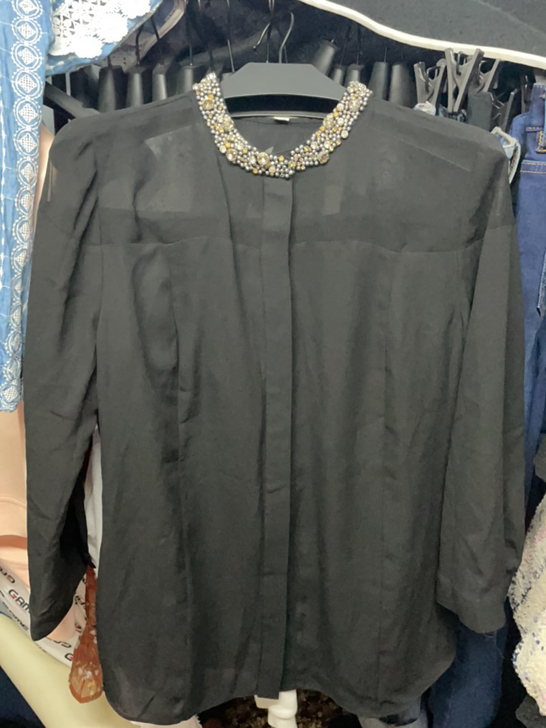 vero moda 专柜正品 黑色 满钻领...