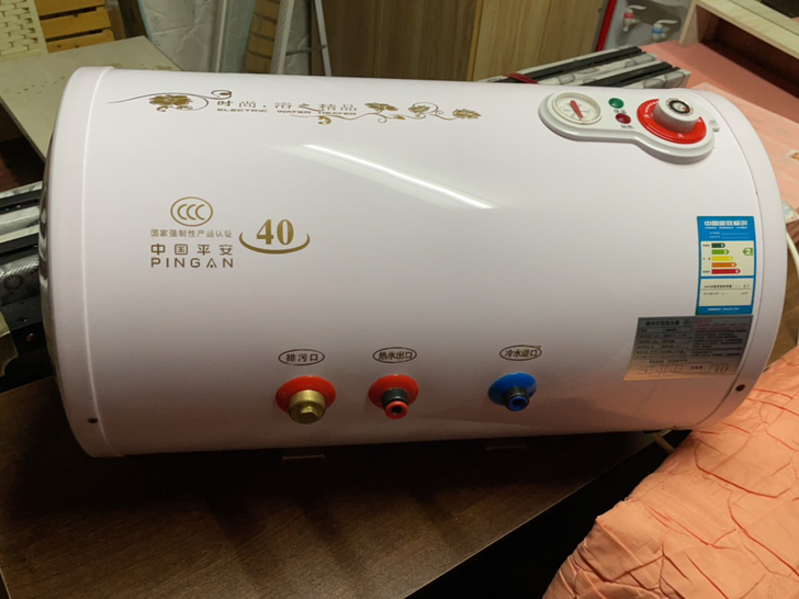 储水式热水器 电热水器