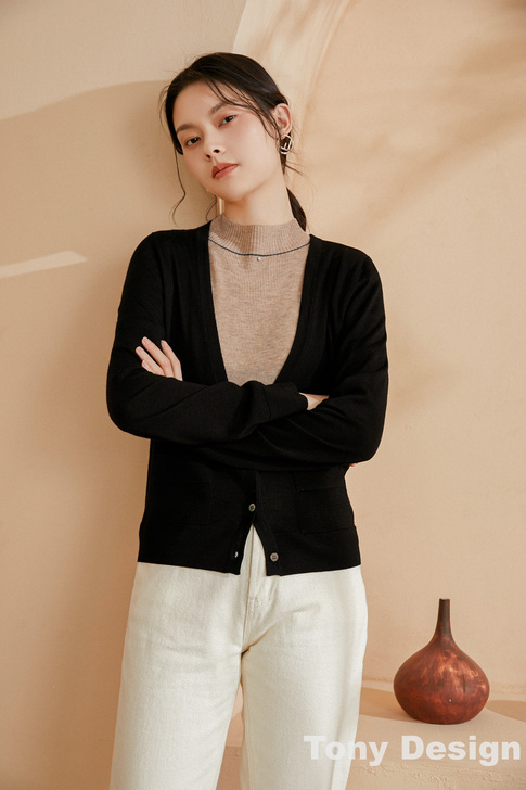 Tony Cheung 毛针织衫