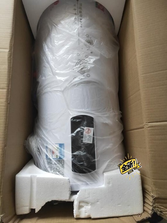 热水器家用洗澡全新没拆封还有十多台扁桶圆桶...