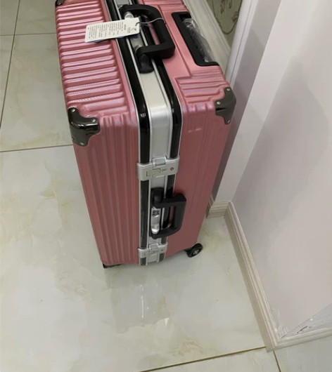 行李箱铝框拉杆箱男商务旅行箱登机箱 厂家直...