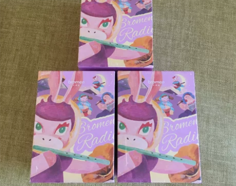 不莱玫音乐家七周年布鲁斯手办粉色 全新有塑...