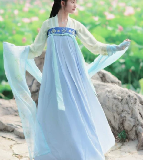 如梦霓裳汉服 古早齐腰正品 两件套，上衣2...