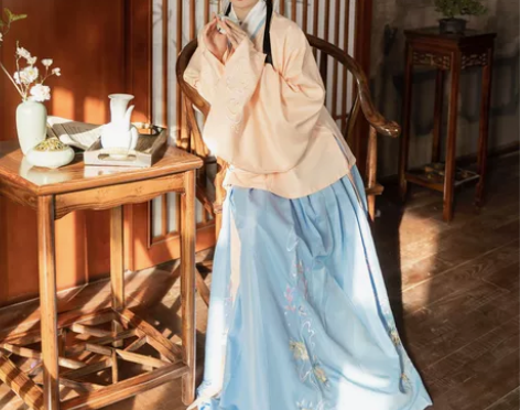 低价出明制汉服 茗月萱原创樱花明制汉服女交...