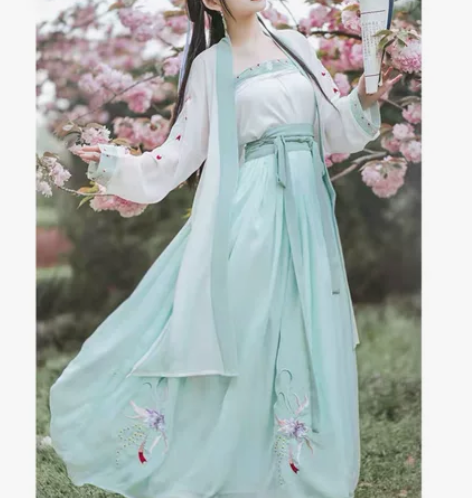御篇*灼莲宋制三件套M码 尺码如下图，里面...
