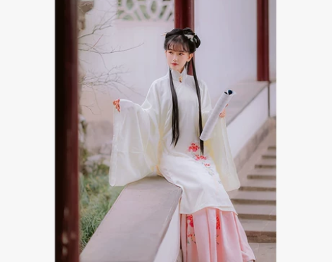 五五年汉服女 蝶醉花 明制斜襟立领长衫和列...