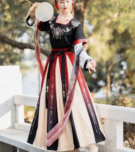 珍缕旗舰店千禧寻上m下l 上身绣花下裙印花...