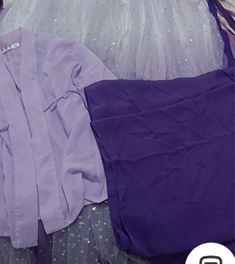 状态不算好  压箱底三年穿一洗一  吊牌找...