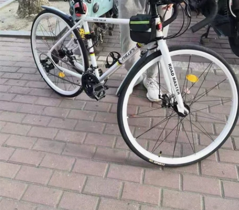【捡漏车行倒闭】成人公路赛车 山地车 青少...