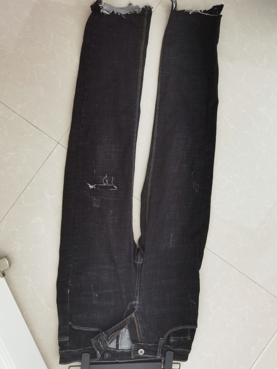 黑色牛仔裤 版型无敌正，显瘦