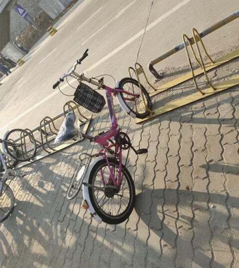 折叠自行车100 感兴趣的话点“我想要”和...