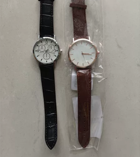 简约男式石英手表打包出售 实物如图，两只手...