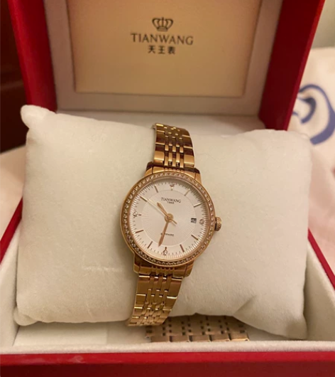 出售全新天王女士玫瑰金手表 未佩戴过 转手...