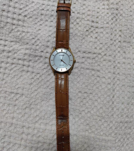 西铁城日本购买日本原装光动能手表，八成新，...