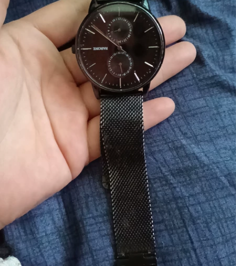 雷诺手表,七成新,还是很亮,电池还能管半年...