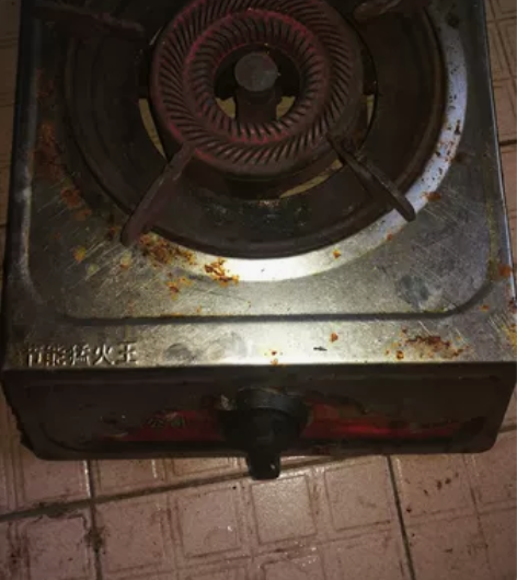 节能猛火王：天燃气单灶40元每个，共2个。...