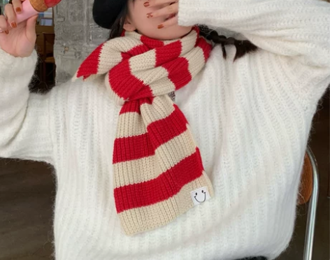 俏皮真谛！小可爱笑脸条纹毛线针织围巾女冬季...