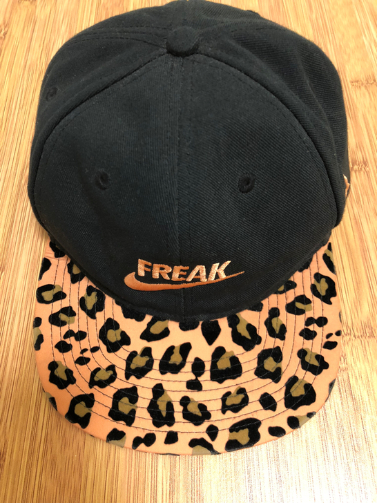 耐克Nike潮牌Freak豹纹帽子，龙湖天...