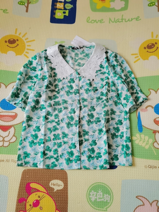 韩都衣舍女装夏装新款宽松上衣短袖绣花翻领雪...