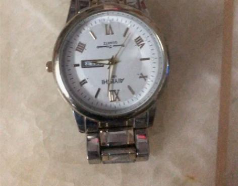 石英表有需要的联系。 感兴趣的话点“我想要...