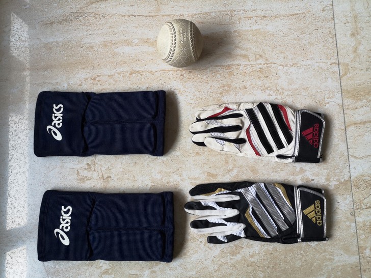 日本带回全新ASICS亚瑟士护肘护具/棒球...