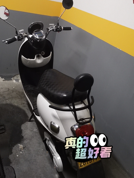 现转让新台铃电动车一辆，年限十个月，电池7...