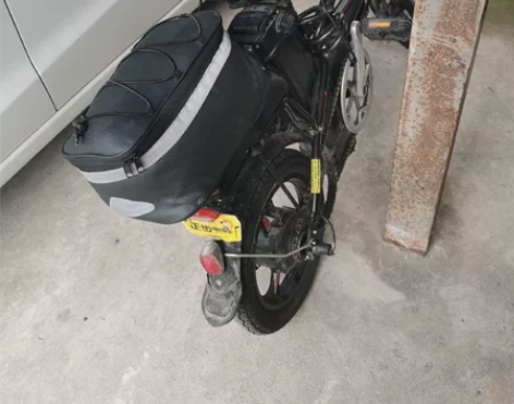 出正步代驾电动车，纯电可续航60公里，有点...