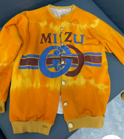 mizu中古复古棒球外套全新一套 全新，袖...