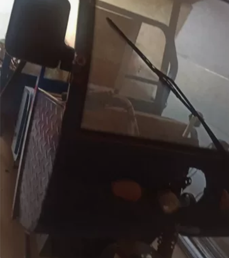 三鑫电动三轮车 超长车厢2.2米轻微使用痕...