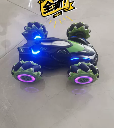 全新可喷雾摇控玩具车，越野车充电特技飘移高...