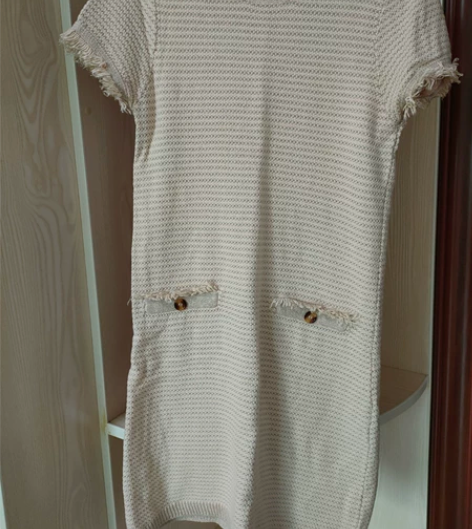 Z11针织连衣裙 实体店购入，