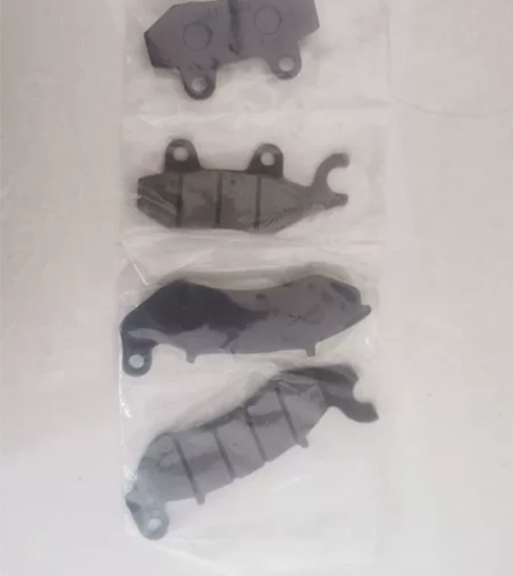 新买的贝纳利小迅龙刹车片，车子卖了。特此出...