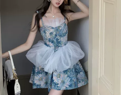 法式复古油画吊带连衣裙女夏季新款蓬蓬公主裙...