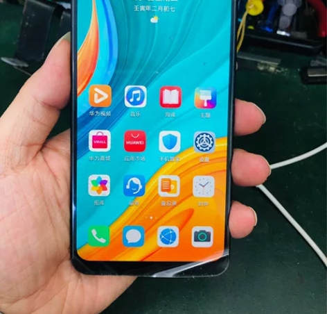 畅享10e摔了开机不读卡，屏幕坏，其他正常...