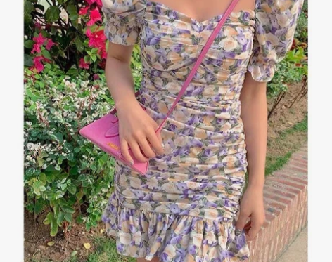 碎花裙春季新款方领泡泡袖荷叶边紫色连衣裙女...