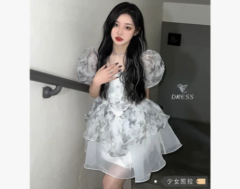 方领泡泡袖碎花连衣裙女装夏季新款收腰娃娃裙...