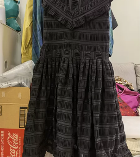 小蓬蓬裙 M码 感兴趣的话点“我想要”和我...