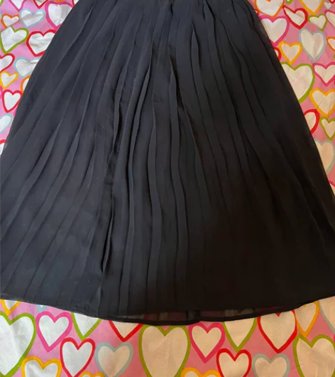 黑色打底百褶裙均码 几乎全新几乎全新均码￥...