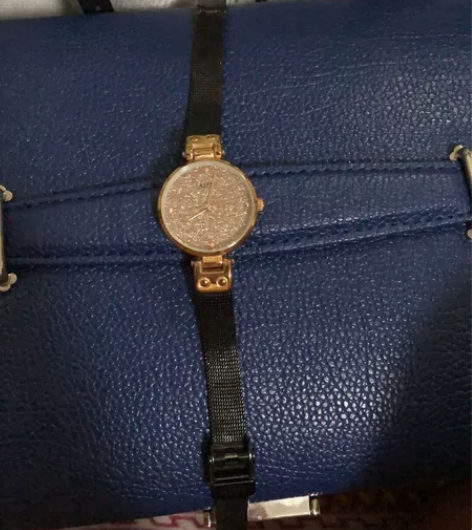 品牌：ajut，考拉买的， 机芯类型：石英...