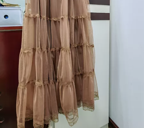 松紧腰蕾丝拼接A字蛋糕裙半身裙 均码，全新...