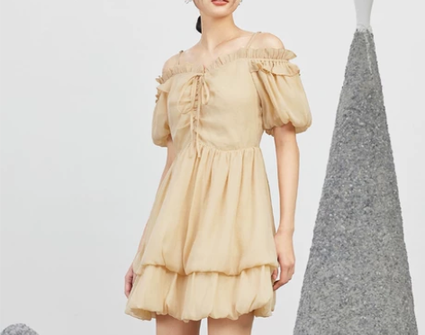 IE绝美小裙子2022年夏季新款小众诧寂风...