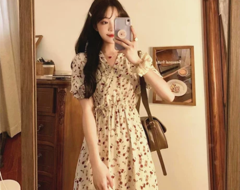 法式小众茶歇泡泡袖连衣裙2022年春夏温柔...