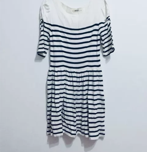 全新 snidel 条纹针织连衣裙F码，黑...